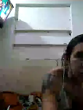 Snapshot of Cameron_puppy chatting on May 7, 2026, 5:27 pm Cameron puppy online show from May 7, 2026, 5:27 pm