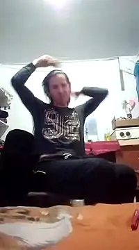 Snapshot of Cameron_puppy chatting on March 19, 2025, 12:23 pm Cameron puppy online show from March 19, 2025, 12:23 pm