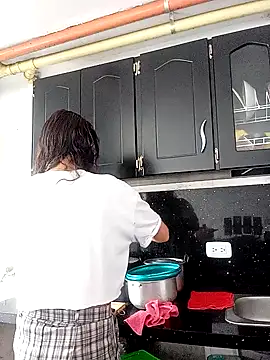 Snapshot of Cameron_puppy chatting on November 24, 2025, 5:35 pm Cameron puppy online show from November 24, 2025, 5:35 pm