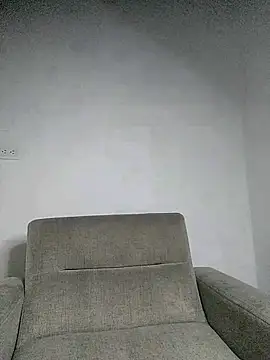 Snapshot of Cameron_puppy chatting on December 15, 2025, 6:41 am Cameron puppy online show from December 15, 2025, 6:41 am