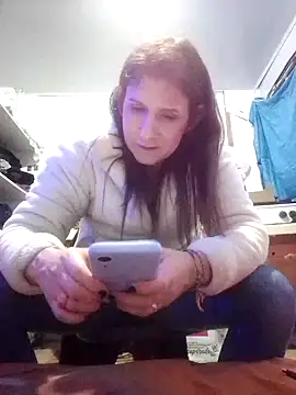 Snapshot of Cameron_puppy chatting on March 18, 2025, 1:02 am Cameron puppy online show from March 18, 2025, 1:02 am