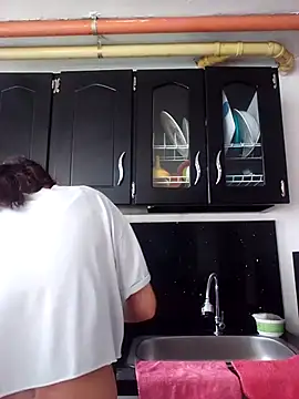 Snapshot of Cameron_puppy chatting on November 14, 2025, 8:23 pm Cameron puppy online show from November 14, 2025, 8:23 pm