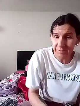 Snapshot of Cameron_puppy chatting on October 25, 2025, 2:07 pm Cameron puppy online show from October 25, 2025, 2:07 pm