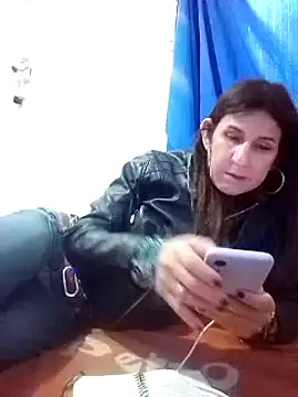 Snapshot of Cameron_puppy chatting on March 16, 2025, 3:28 pm Cameron puppy online show from March 16, 2025, 3:28 pm