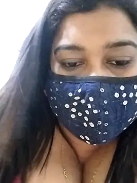 indianlisa5 online show from March 15, 2026, 7:43 pm