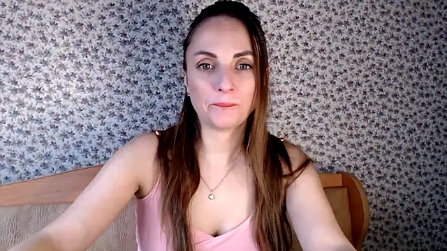 Snapshot of Tinadream20 chatting on November 25, 2025, 9:53 am Tinadream20 online show from November 25, 2025, 9:53 am