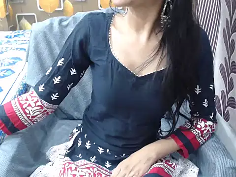 Snapshot of Sassy_Myra chatting on March 15, 2025, 6:43 pm Sassy Myra online show from March 15, 2025, 6:43 pm