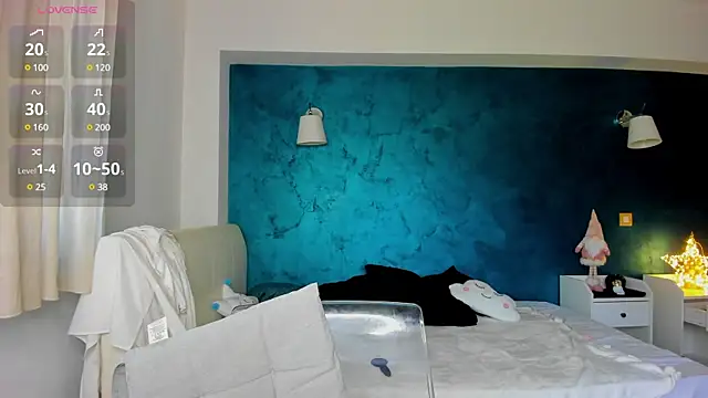 Snapshot of Awesome_Jolie chatting on March 20, 2025, 9:04 am Awesome Jolie online show from March 20, 2025, 9:04 am