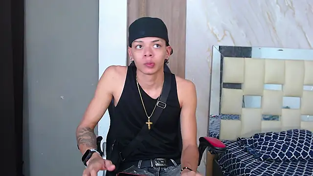 Snapshot of Harry_jhonsson chatting on July 3, 2026, 12:50 am Harry jhonsson online show from July 3, 2026, 12:50 am