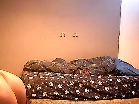 twinkerbell344 online show from December 21, 2025, 9:37 pm