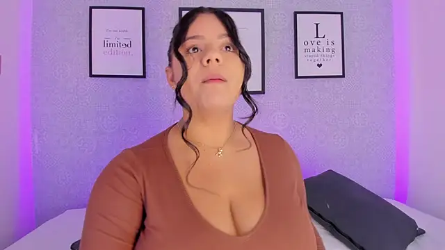 Snapshot of Natasha_harper chatting on November 9, 2025, 12:53 pm Natasha harper online show from November 9, 2025, 12:53 pm