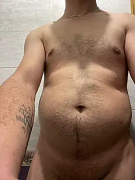 Snapshot of vanho29 chatting on February 15, 2026, 12:22 am vanho29 online show from February 15, 2026, 12:22 am