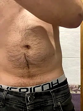 Snapshot of vanho29 chatting on December 3, 2025, 2:23 am vanho29 online show from December 3, 2025, 2:23 am