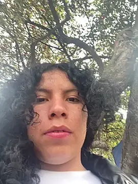 zoe martin4 online show from February 4, 2025, 9:52 pm