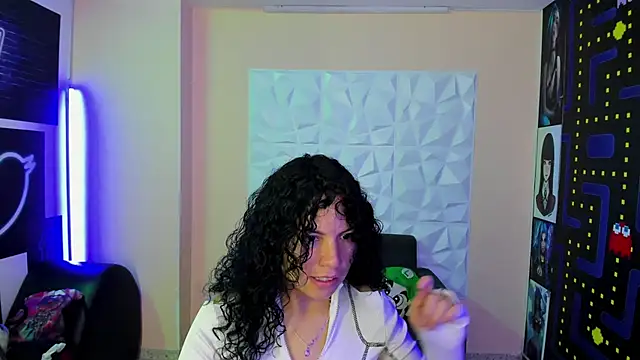 zoe martin4 online show from January 12, 2025, 4:29 pm