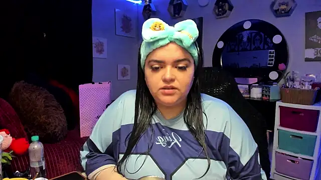 Snapshot of Luise_Meyrink chatting on April 1, 2026, 4:36 am Luise Meyrink online show from April 1, 2026, 4:36 am