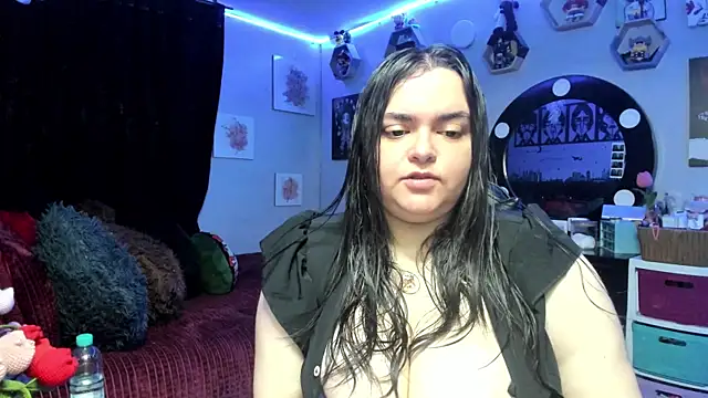 Snapshot of Luise_Meyrink chatting on April 10, 2026, 3:24 am Luise Meyrink online show from April 10, 2026, 3:24 am
