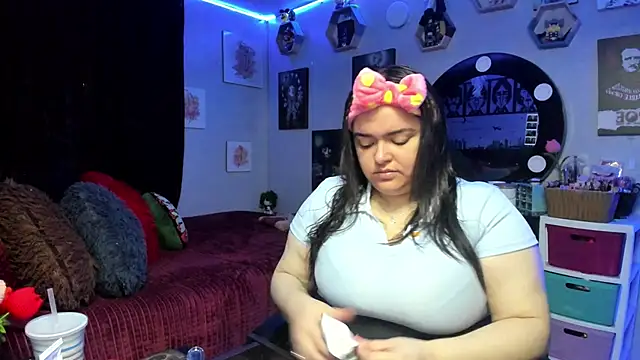 Snapshot of Luise_Meyrink chatting on March 27, 2026, 3:48 am Luise Meyrink online show from March 27, 2026, 3:48 am