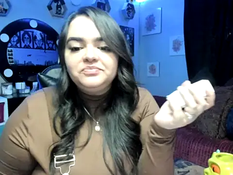 Snapshot of Luise_Meyrink chatting on April 24, 2026, 3:52 am Luise Meyrink online show from April 24, 2026, 3:52 am