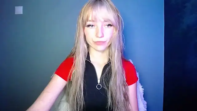 LuciaYoung online show from September 14, 2025, 6:52 pm