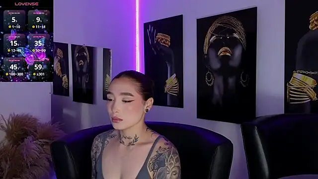 Snapshot of _brenna_hanson chatting on April 30, 2026, 3:41 pm brenna hanson online show from April 30, 2026, 3:41 pm