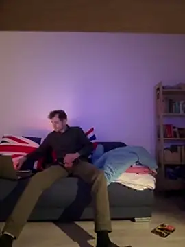 Snapshot of user0p315 chatting on December 14, 2025, 1:01 am user0p315 online show from December 14, 2025, 1:01 am