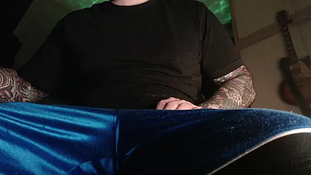 Snapshot of zedizded77 chatting on October 30, 2025, 12:20 am zedizded77 online show from October 30, 2025, 12:20 am