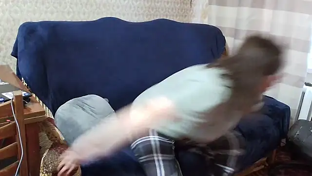 Snapshot of franceska_blue chatting on November 16, 2025, 11:48 am franceska blue online show from November 16, 2025, 11:48 am