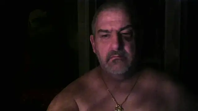 Snapshot of fire193 chatting on December 17, 2025, 6:51 am fire193 online show from December 17, 2025, 6:51 am