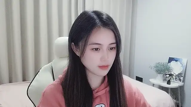 Snapshot of Wofeifei-baby chatting on December 11, 2024, 3:47 pm Wofeifei-baby online show from December 11, 2024, 3:47 pm