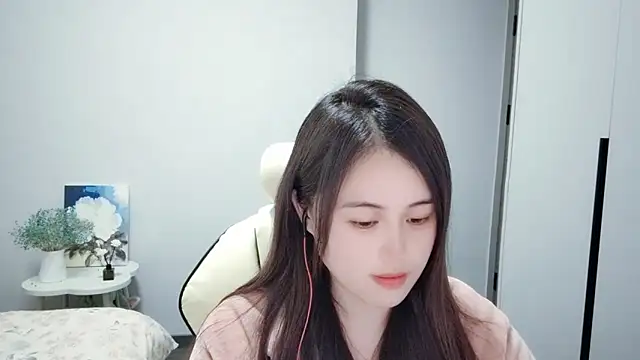 Snapshot of Wofeifei-baby chatting on February 20, 2025, 3:19 pm Wofeifei-baby online show from February 20, 2025, 3:19 pm