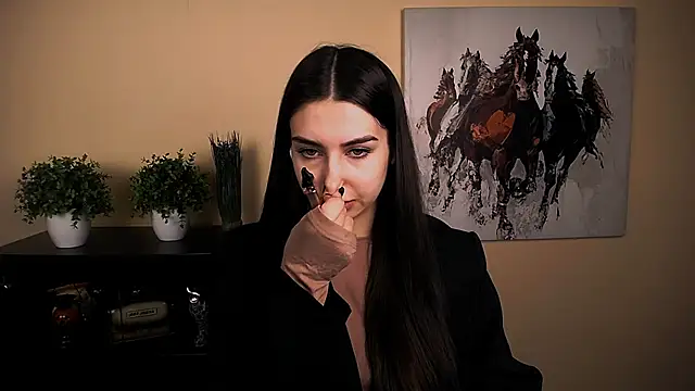 Lili magic online show from November 7, 2025, 8:41 am