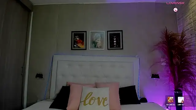 Snapshot of emma__smith1 chatting on February 4, 2026, 12:11 pm emma smith1 online show from February 4, 2026, 12:11 pm