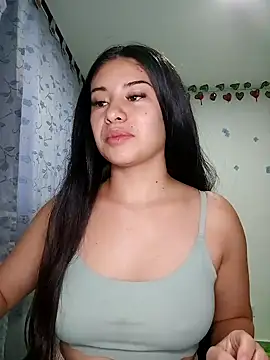 Snapshot of tara20_ chatting on February 23, 2025, 10:42 pm tara20  online show from February 23, 2025, 10:42 pm