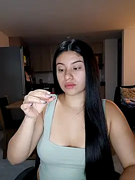 Snapshot of tara20_ chatting on October 7, 2025, 3:18 am tara20  online show from October 7, 2025, 3:18 am