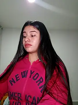 Snapshot of tara20_ chatting on September 25, 2025, 4:40 am tara20  online show from September 25, 2025, 4:40 am