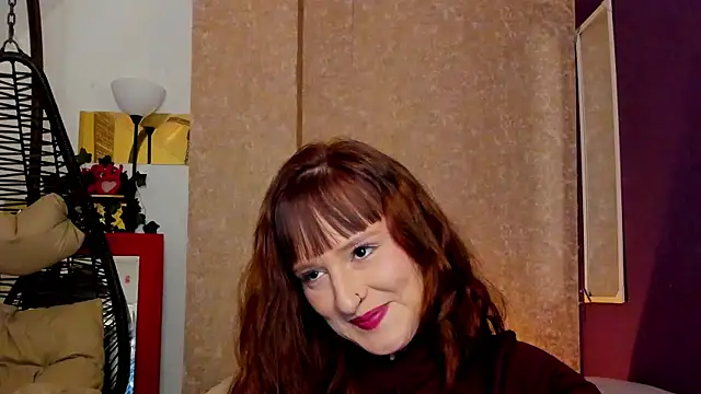 Snapshot of HalaanaTendeer chatting on March 18, 2025, 12:39 pm HalaanaTendeer online show from March 18, 2025, 12:39 pm