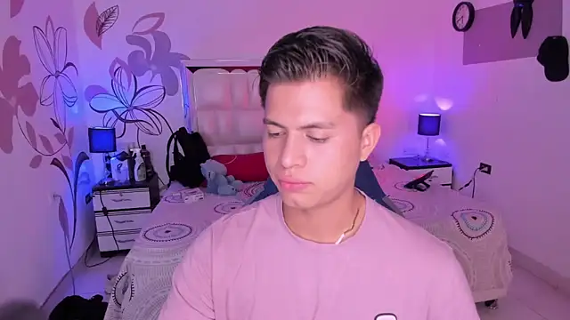 Niicky1  online show from February 13, 2025, 9:27 pm