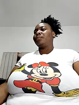 Snapshot of Breisy_bigboobs chatting on May 30, 2026, 8:14 pm Breisy bigboobs online show from May 30, 2026, 8:14 pm