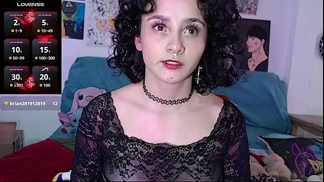 Snapshot of kitty22_ chatting on October 28, 2025, 2:49 pm kitty22 online show from October 28, 2025, 2:49 pm