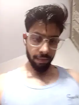 Snapshot of snigdha25 chatting on December 22, 2025, 5:57 pm snigdha25 online show from December 22, 2025, 5:57 pm