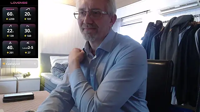 tom-swede online show from February 6, 2026, 12:12 pm