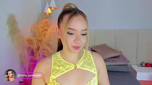 Snapshot of sofia_pamela chatting on January 6, 2026, 7:07 pm sofia pamela online show from January 6, 2026, 7:07 pm