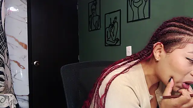 Snapshot of JadaRoberts chatting on June 13, 2026, 11:02 pm JadaRoberts online show from June 13, 2026, 11:02 pm