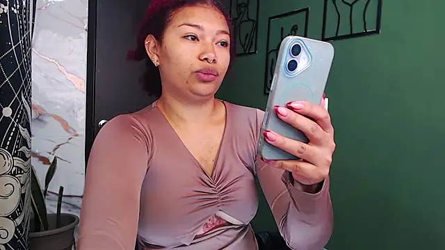 Snapshot of JadaRoberts chatting on July 23, 2026, 5:31 pm JadaRoberts online show from July 23, 2026, 5:31 pm