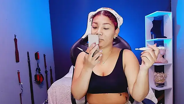 Snapshot of JadaRoberts chatting on December 15, 2025, 12:22 pm JadaRoberts online show from December 15, 2025, 12:22 pm