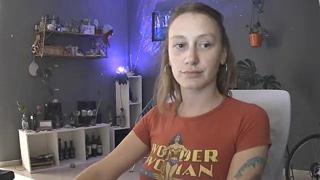 Snapshot of stupid_babybird chatting on February 28, 2026, 4:34 am stupid babybird online show from February 28, 2026, 4:34 am