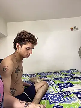 TheKing6ix9ine69 online show from January 31, 2025, 3:41 am