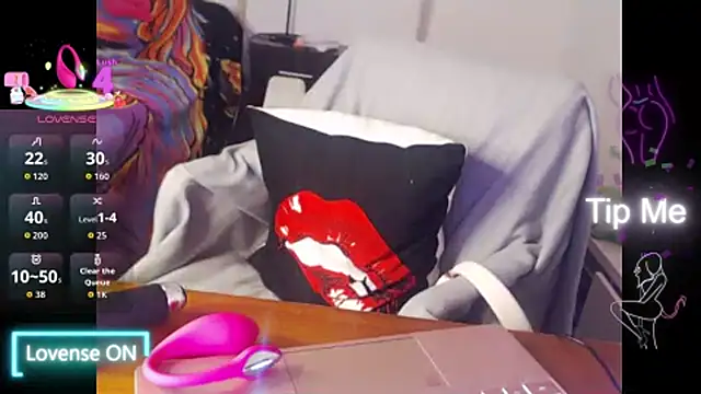 IrishLisaxo online show from February 28, 2026, 5:01 pm