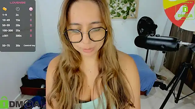 isa loves cum online show from October 26, 2025, 1:17 am